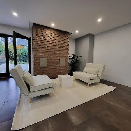 Architektenhaus Am Waldrand Mit Sauna 빌라 *