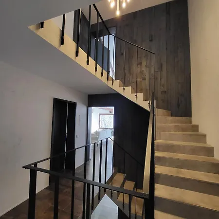 Architektenhaus Am Waldrand Mit Sauna 슈바바하